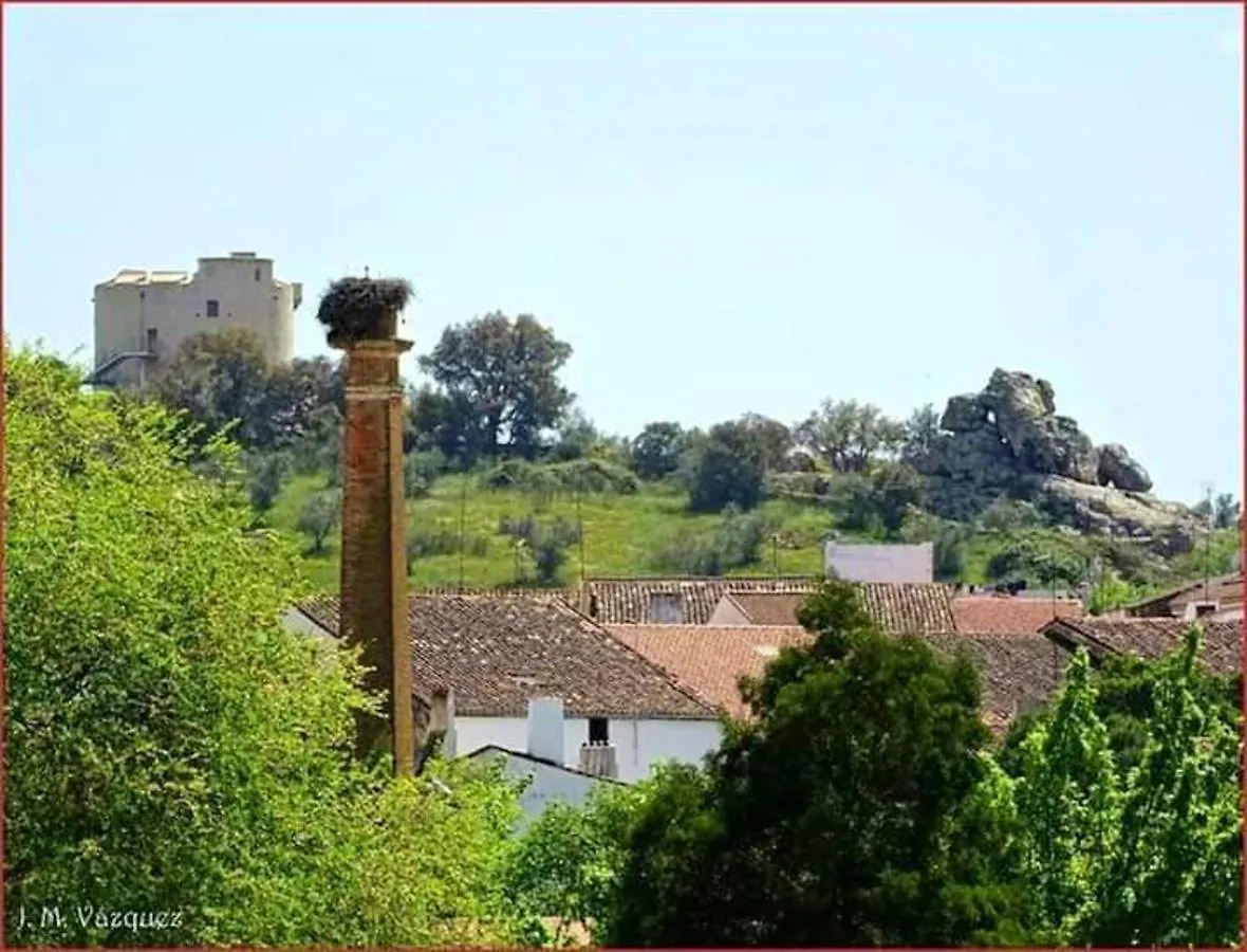 Charming House With Mountain View In Encinasola, Fireplace 0*, Encinasola