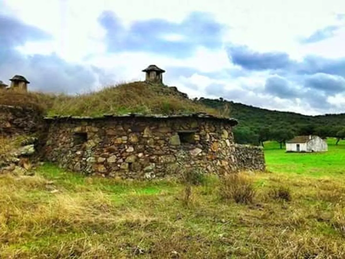 Charming House With Mountain View In Encinasola, Fireplace
